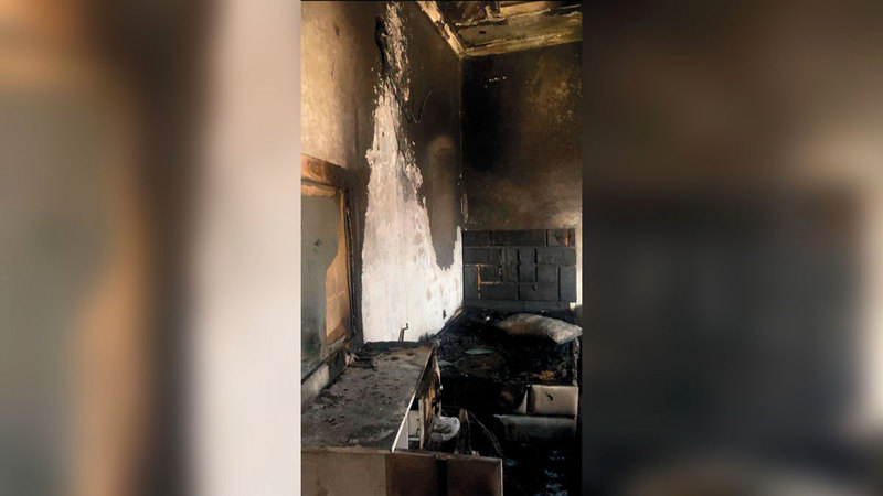 الحريق شب في غرفة نوم الطفل وأشقائه في مدينة كلباء. من المصدر