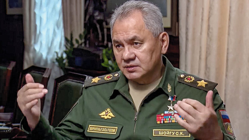 سيرغي شويغو زار القوات الروسية المرابطة في جنوب دونتسك. إيه.بي.أيه