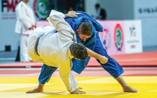 الصورة: 39 ميدالية لأبطال الإمارات في افتتاح &laquo;جودو الأندية العربية&raquo;