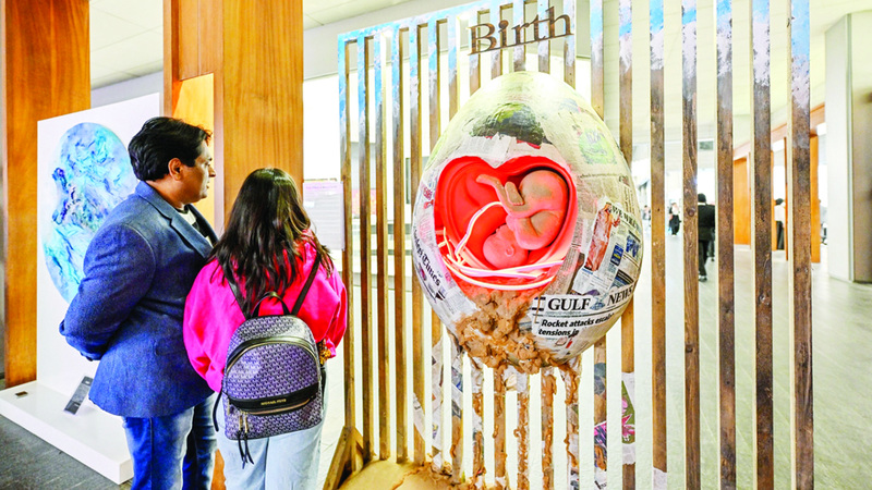 عمل للفنان الهندي برومود نارينراو.   تصوير: أشوك فيرما