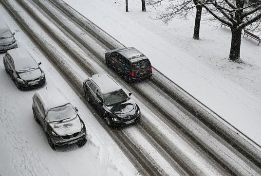 تم الإبلاغ عن درجات الحرارة في برزيميسل عند درجتين مئويتين تحت الصفر.