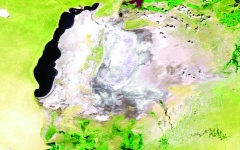 الصورة: بحر آرال.. من رابع أكبر مسطح مائي عذب في العالم إلى «صحراء»
