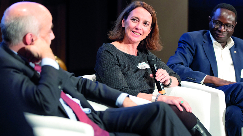 كارامبا ديابي خلال إحدى مناظراته بشأن الهجرة والدمج. من المصدر