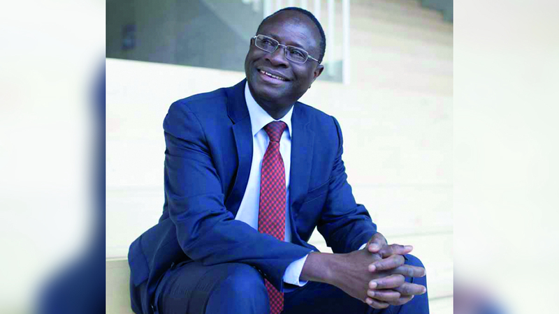 ديابي أول برلماني ألماني أسود يولد خارج ألمانيا.  من المصدر