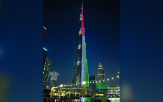 الصورة: الإمارات تحتفل بعيدها الـ 52.. فرحة تملأ القلوب