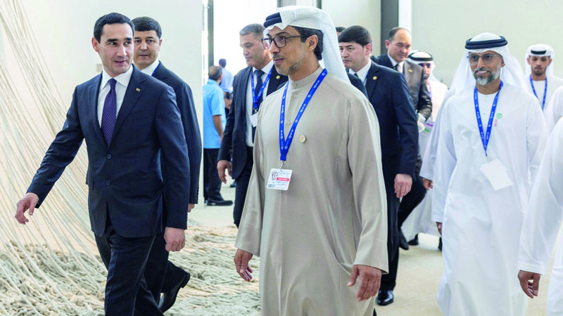 منصور بن زايد بحث مع رئيس جمهورية تركمانستان جملة من القضايا المشتركة. وام