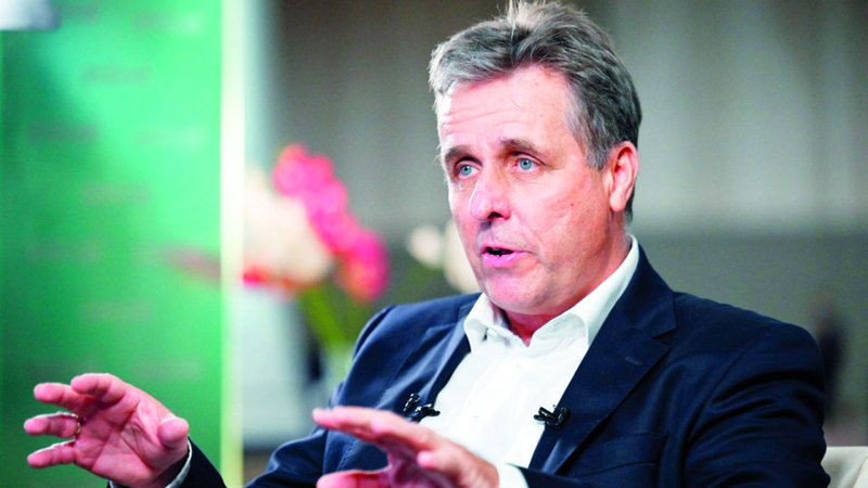 بيتر رادميكر: ملف المناخ يؤثر بطريقتين، هما فقدان الوظائف وفي الوقت نفسه توفير وظائف جديدة.