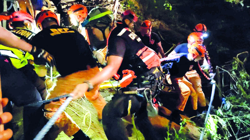 تم نقل 7 من الضحايا إلى المستشفيات في حالة حرجة. أ.ب