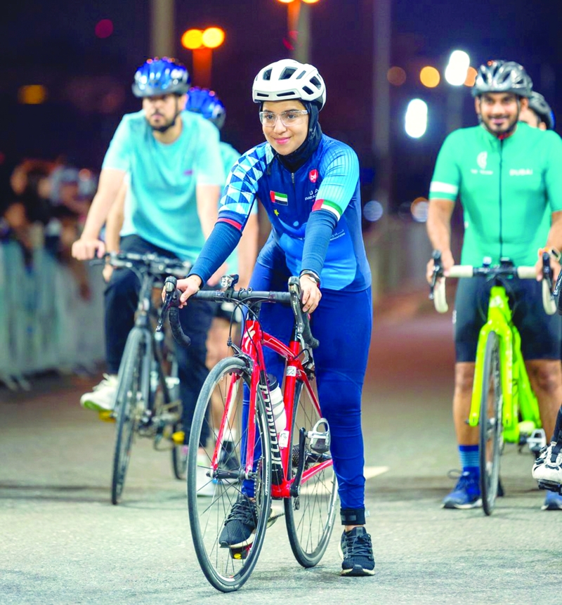 من مشاركة سلامة الخاطري في منافسات الدراجات الهوائية. من المصدر