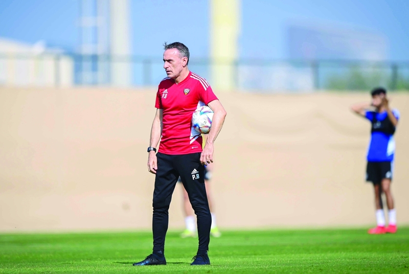 المدرب بينتو.  من المصدر