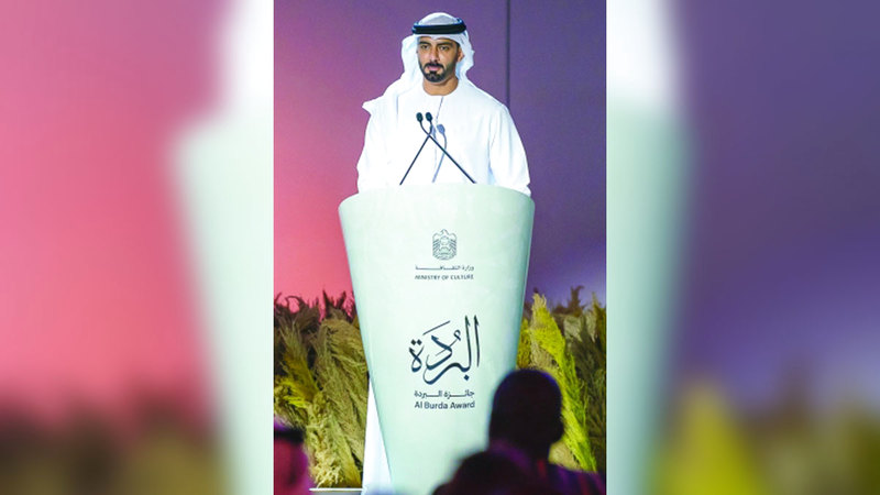 سالم القاسمي: مبادرة منحة البردة تمثّل شهادة لتفاني دولة الإمارات في تنمية النسيج الغني للفنون الإسلامية.