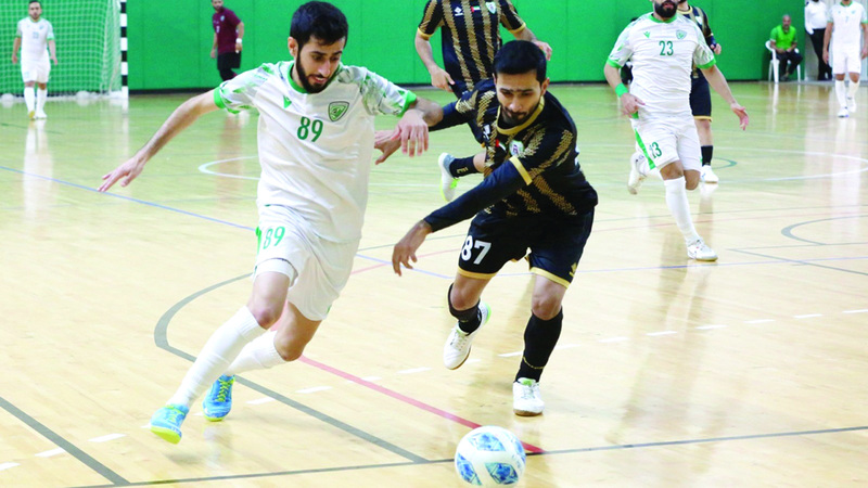 فريق خورفكان يتصدر دوري كرة قدم الصالات منذ الجولة الأولى. من المصدر