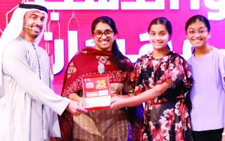 الصورة: «مهرجان التسوق» يرسم السعادة بجوائز الذهب