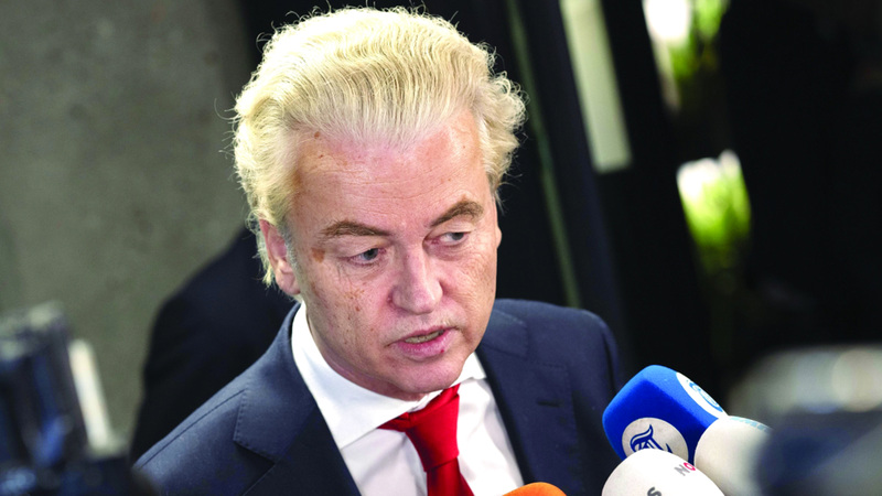 السياسيون تراجعوا عن موقفهم الرافض للتعامل  مع اليميني المتشدد غيرت فيلدرز. أرشيفية