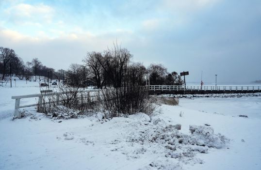 وتشهد فنلندا هذه الأيام أبرد طقس حتى الآن مع درجات حرارة بلغت انخفضت درجات الحرارة إلى ما دون -32 درجة مئوية في المنطقة الشمالية من لابلاند