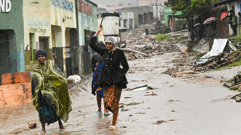أعاصير وظواهر مناخية متطرفة شهدتها أماكن غير معهودة بسبب ارتفاع حرارة المحيط. أرشيفية