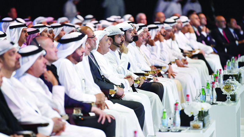 حمدان بن محمد خلال حضوره افتتاح إحدى دورات المنتدى. من المصدر