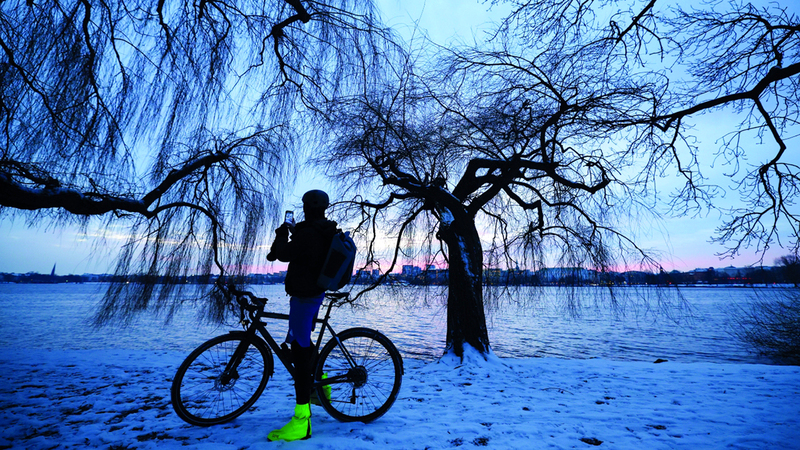 الثلوج سقطت في جميع أنحاء ألمانيا. ا.ب