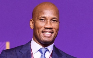 الصورة: الأسطورة دروغبا يحلم بتتويج "الأفيال" بلقب كأس إفريقيا