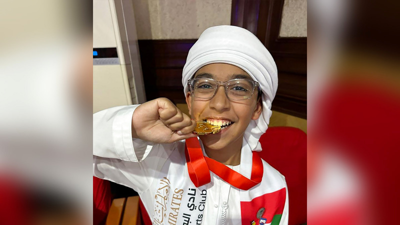 جوائز وميداليات بالجملة نالها المخترع الواعد. من المصدر