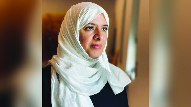 عزة القبيسي: أسعى من خلال الفن والتصاميم إلى إبراز جمال البيئة والهوية والثقافة الإماراتية.