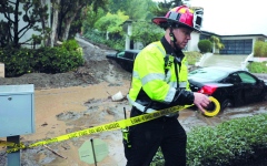 الصورة: أحداث وصور.. عاصفة تتسبب في فيضانات وانهيارات طينية بولاية كاليفورنيا