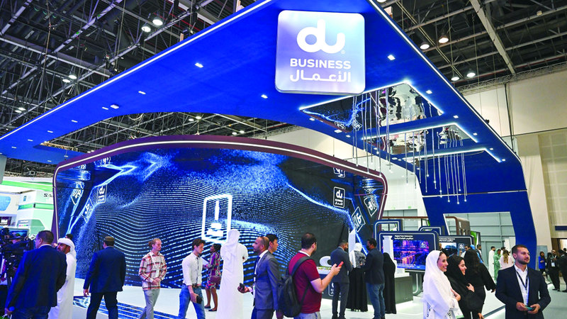 قاعدة عملاء الشركة المشتركين في خدمات الهاتف المتحرك وصلت إلى 8.6 ملايين مشترك. تصوير: أشوك فيرما