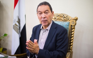 الصورة: وفاة الطبيب المصري الشهير هاني الناظر