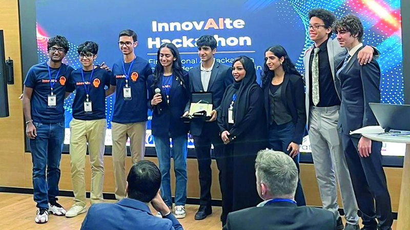 جانب من الطلبة المشاركين في «الهاكاثون».   من المصدر