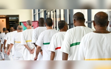 الصورة: «ياك العون 5» تستهدف الإفراج عن 197 سجيناً مواطناً من المتعثرين مالياً