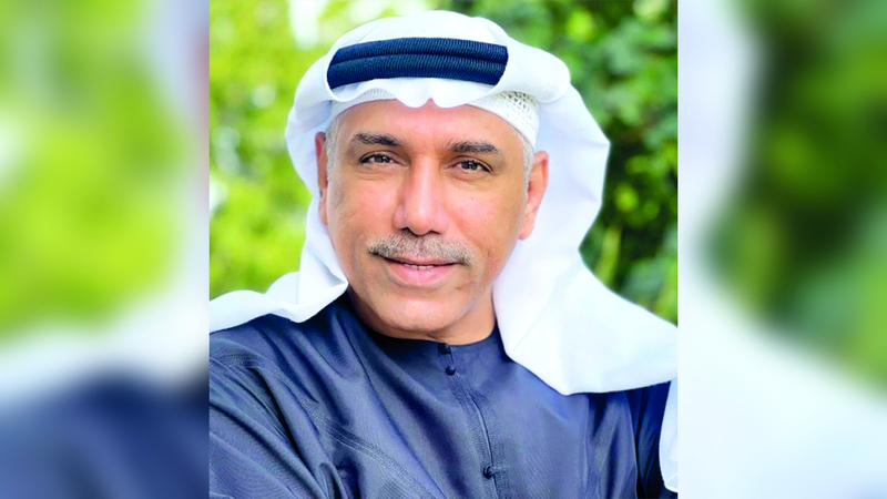 عادل خزام: تأليف العمل، ورسم رؤيته الفنية، استغرق الكثير من الوقت، كونه يجمع العديد من العناصر في عمل بانورامي كبير.