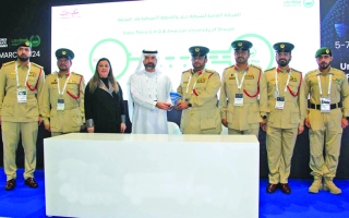 تعزيز التعاون الأكاديمي والعملي بين شرطة دبي و«أميركية الشارقة»
