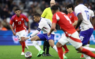 الصورة: فرنسا تعوض خسارتها أمام ألمانيا بانتصار مثير ضد تشيلي
