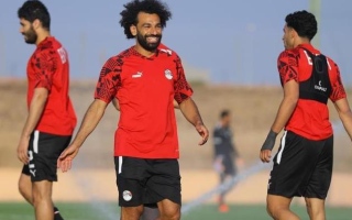 لاعب غير متوقع من منتخب مصر بديلا لمحمد صلاح في ليفربول