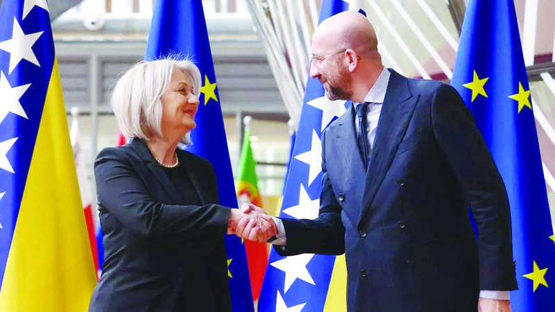 شارل ميشيل يهنئ رئيسة مجلس وزراء البوسنة والهرسك بوريانا كريستو بقرار بدء محادثات انضمام بلادها للاتحاد الأوروبي. أرشيفية