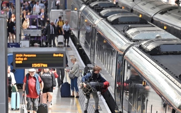 الصورة: توقف خدمات القطارات في أجزاء واسعة من إنجلترا بسبب إضراب جديد
