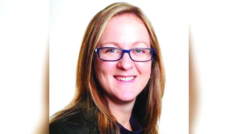 جوان ستير. من المصدر