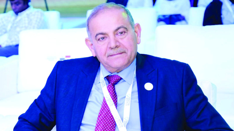 عبدالسلام درويش: الهيدروجين الأخضر يعد خياراً مثيراً للاهتمام كوقود بديل للسيارات والطائرات، فضلاً عن استخدامه لتوليد الكهرباء وتخزين الطاقة.