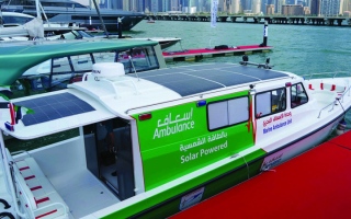 الصورة: «إسعاف دبي» تطلق «زورق إسعاف» بالطاقة الشمسية