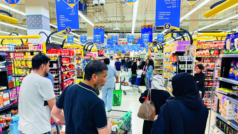 عطلة عيد الفطر رفعت الإقبال والمبيعات بمعدلات قياسية في مراكز التسوق بدبي. تصوير: نجيب محمد