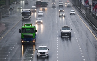 " الإمارات للتأمين ": التأمين ضد الغير لا يغطي الخسارة الكلية للسيارات المتضررة من الأمطار