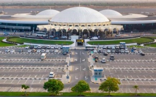الصورة: مطار الشارقة يؤكد استمرارية تشغيل رحلات الطيران