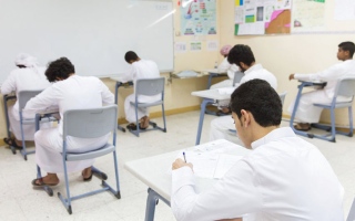 «التربية» تدعو طلبة الـ 12 للتسجيل في «التعليم العالي» و«البعثات»