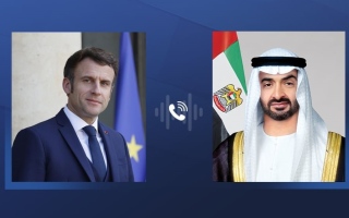 الصورة: رئيس الدولة يبحث مع الرئيس الفرنسي التطورات الإقليمية والدولية