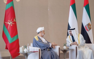 الصورة: رئيس الدولة وسلطان عُمان يبحثان تعزيز العلاقات وتطورات المنطقة