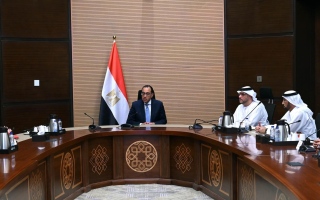 مصر تبحث مع حكومة الفجيرة و"بروج PLC" ضخ استثمارات جديدة في البترول وتأسيس منطقة حرة