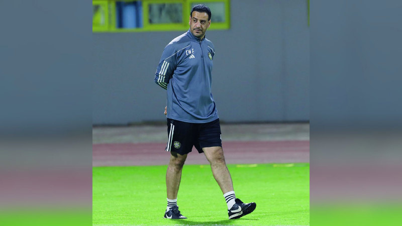 مدرب كلباء غازي الشمري.  من المصدر