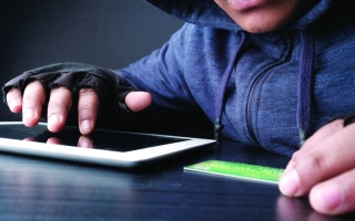 الصورة: سرقة البيانات الشخصية تتصدر «المخاطر الرقمية»