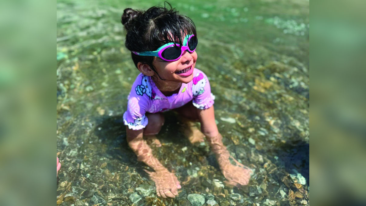 الأجواء التي أضفتها الأمطار الغزيرة على
السهول الخضراء جذبت العائلات. من المصدر