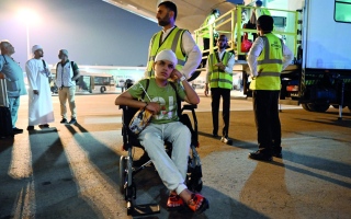 الصورة: الإمارات تستقبل الدفعة الـ 16 من الأطفال الفلسطينيين الجرحى ومرضى السرطان